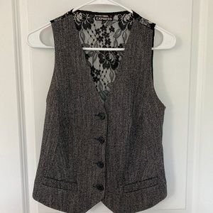 Black sleeveless Express Blazer